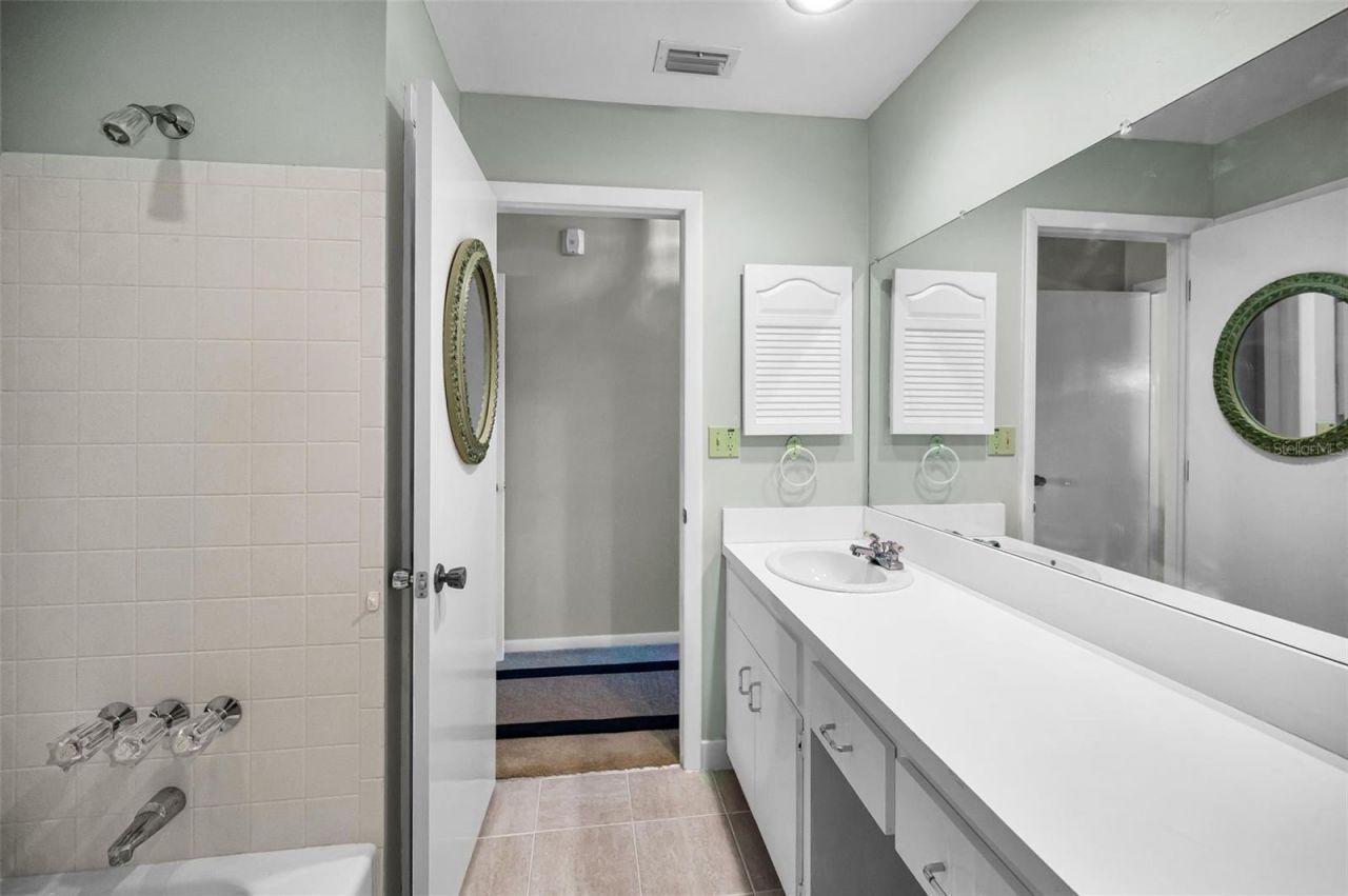 100 Bluff View Drive, Unit 514C, Belleair Bluffs, FL 33770 Photo