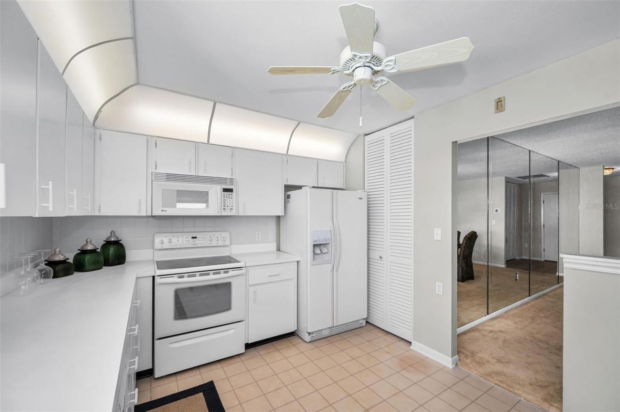 100 Bluff View Drive, Unit 514C, Belleair Bluffs, FL 33770 Photo