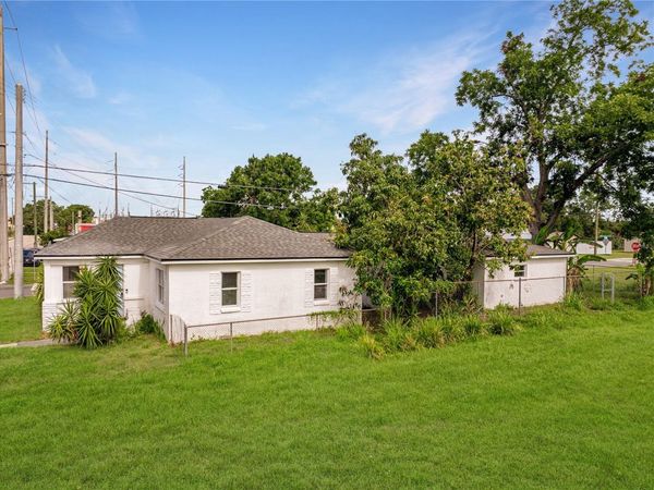 602 E LAURA STREET , PLANT CITY, FL 33563