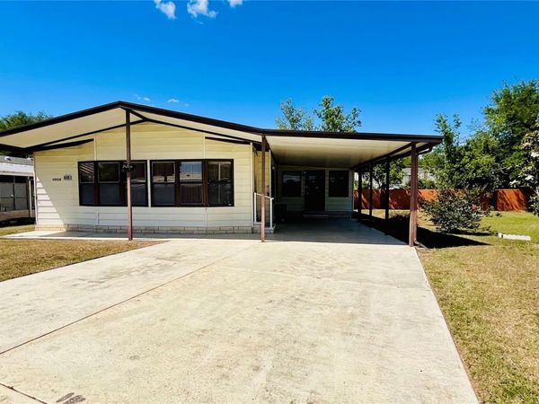 35935 TANDA CIRCLE , ZEPHYRHILLS, FL 33541