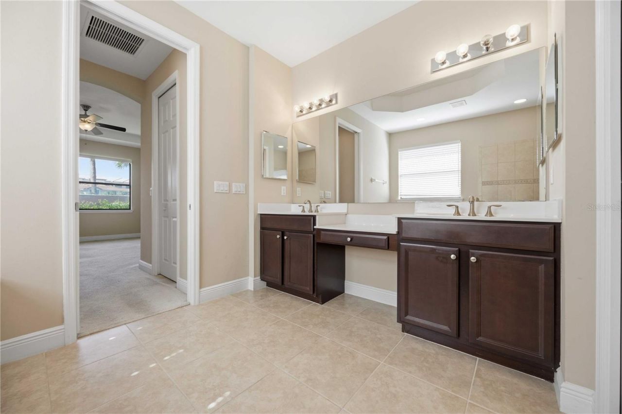 1122 Cielo Court, North Venice, FL 34275 Photo