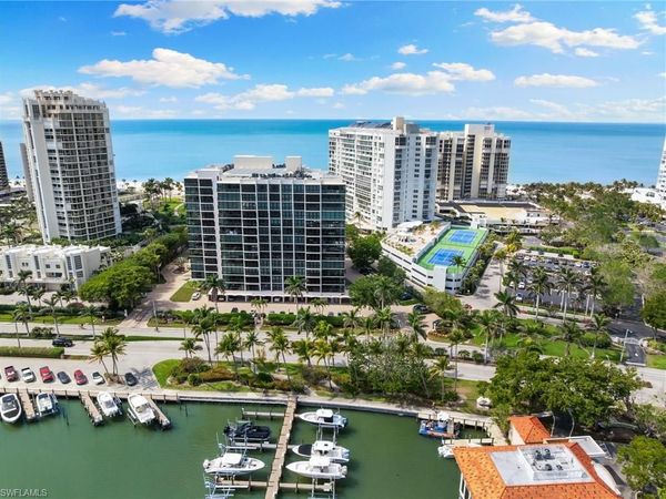4031 Gulf Shore BLVD N, Unit 7D, NAPLES, FL 34103