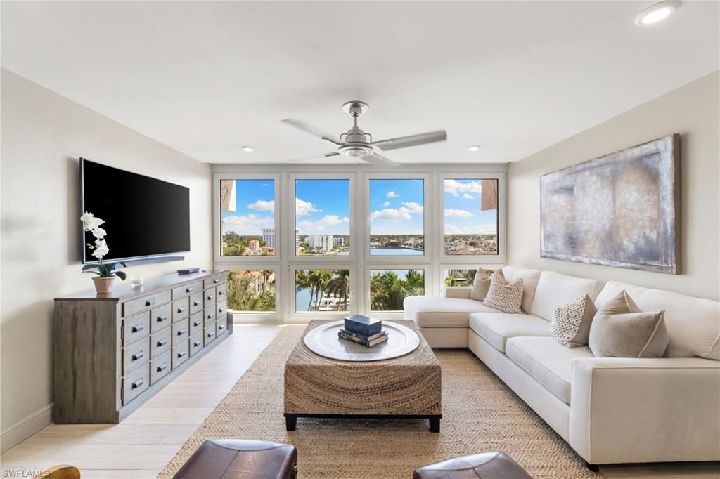 4031 Gulf Shore Blvd N, Unit 7D, Naples, FL 34103 Photo