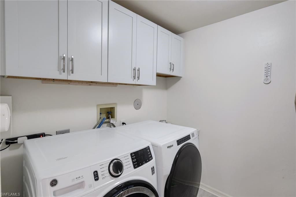 400 L Ambiance Cir, Unit 104, Naples, FL 34108 Photo