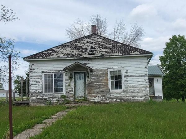 413 E 3Rd Street, Lineville, IA 50147