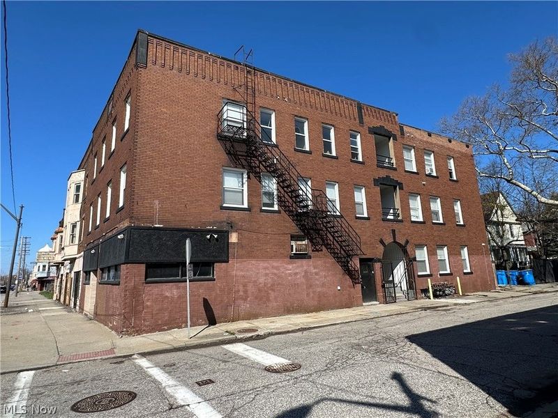 11239 Superior Avenue, Cleveland, OH 44106 Photo 2