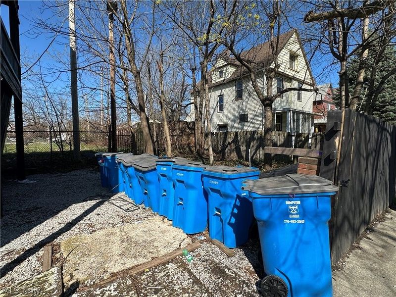 11239 Superior Avenue, Cleveland, OH 44106 Photo 36