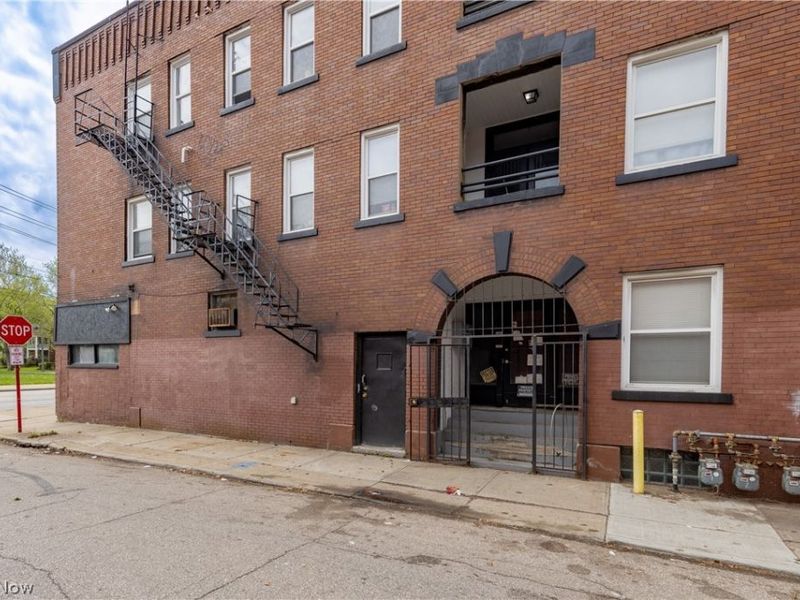 11239 Superior Avenue, Cleveland, OH 44106 Photo 38