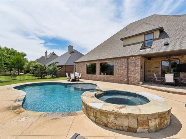 15708 Laguna Drive, Edmond, OK 73013