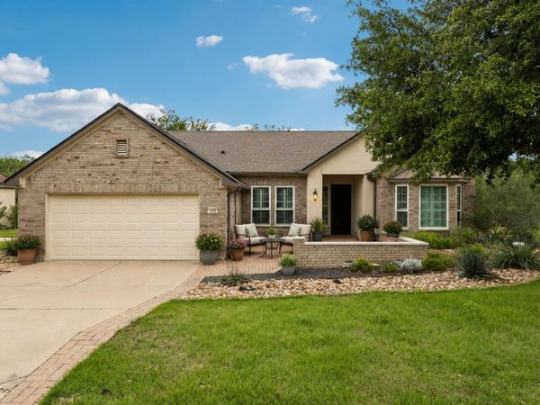109 Crystal Springs DR, Georgetown, TX 78633