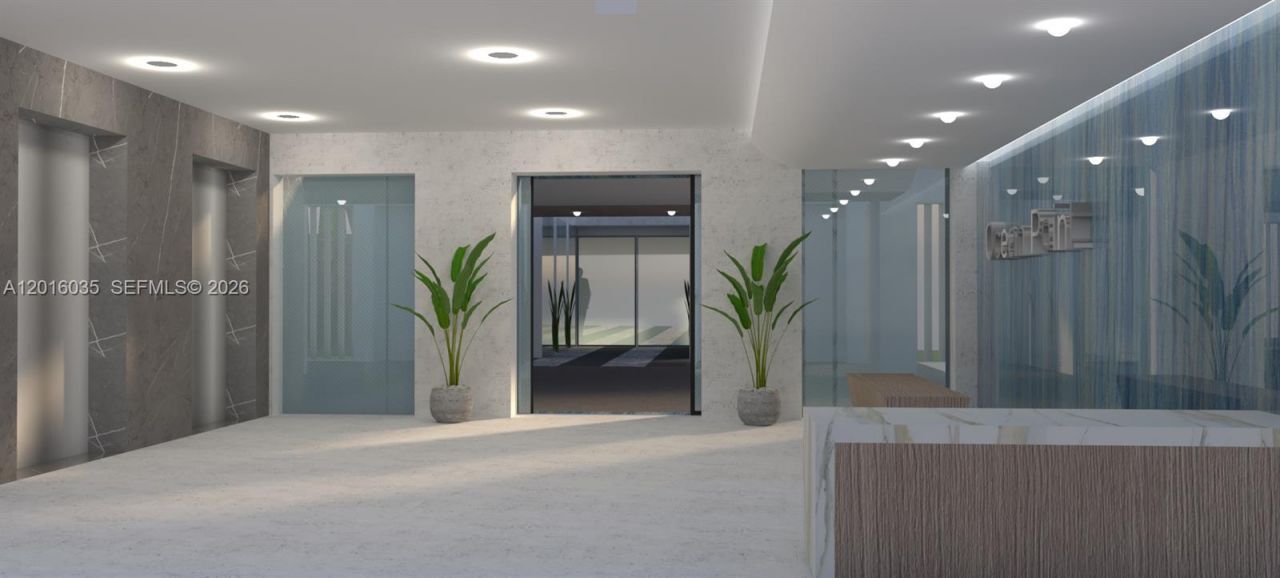 345 Ocean Dr , Unit 424, Miami Beach, FL 33139 Photo