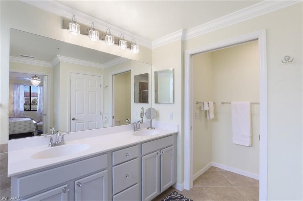 9533 Avellino Way , Unit 2916, Naples, FL 34113 Photo