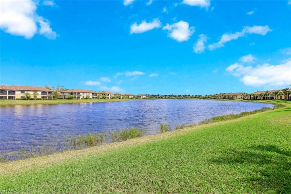 9533 Avellino Way , Unit 2916, Naples, FL 34113 Photo