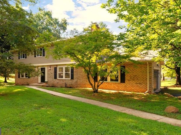 3909 THOROUGHBRED LANE, OWINGS MILLS, MD 21117