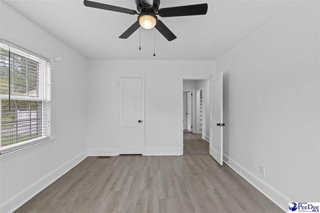 1500 W Carolina Ave Photo 19