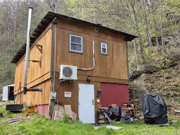 319 River Road S, Putney, VT 05346