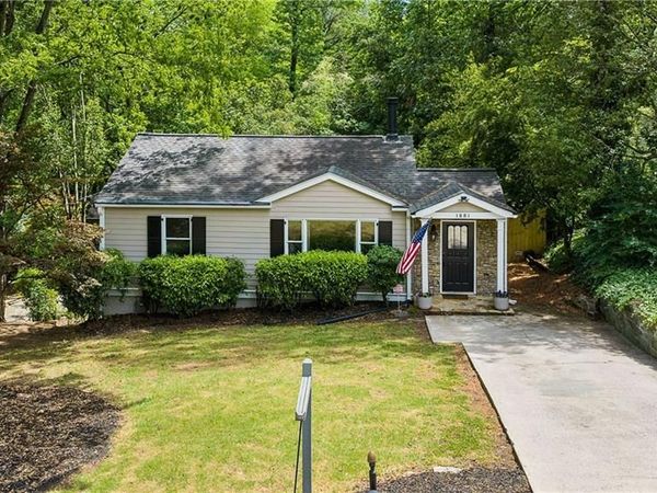 1881 Woodland Hills Avenue NW, Atlanta, GA 30318
