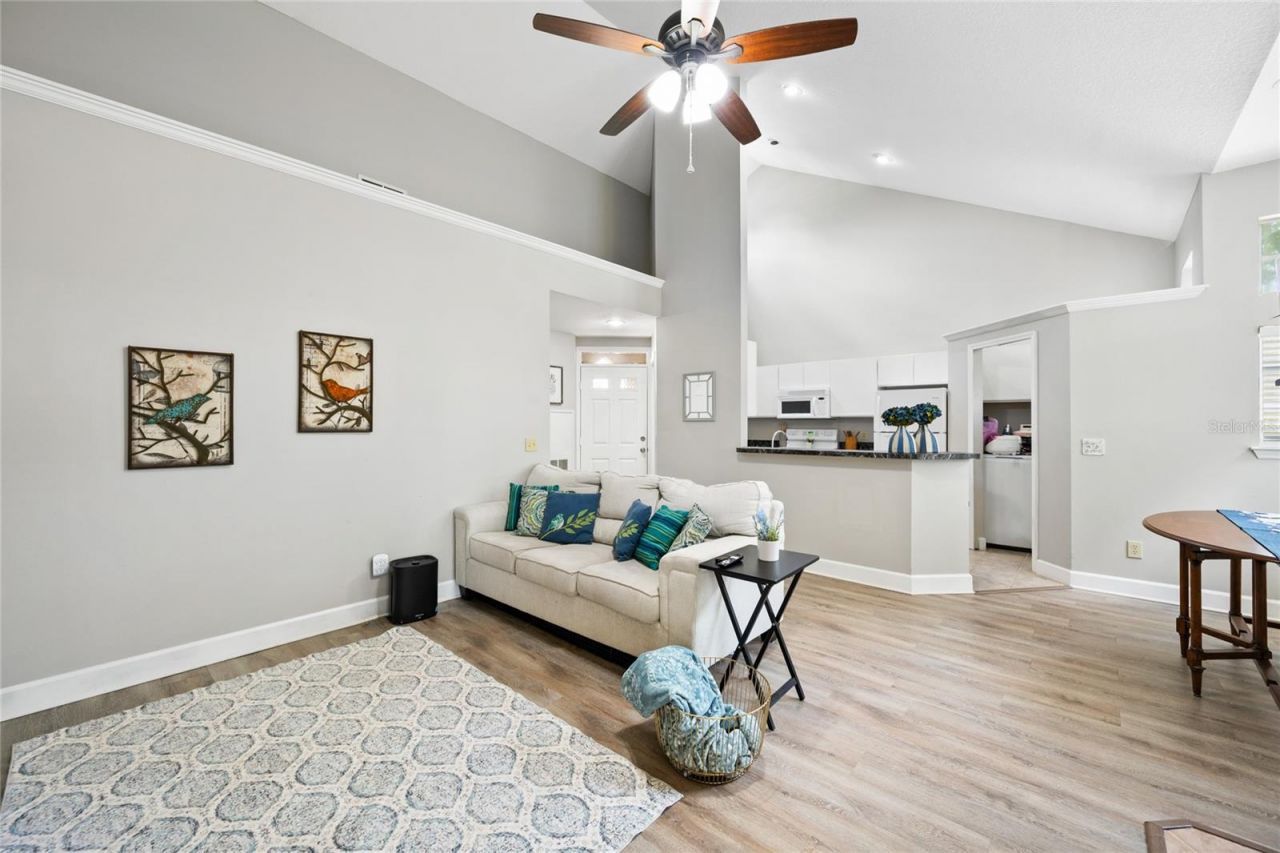 1423 Farrindon Circle, Lake Mary, FL 32746 Photo
