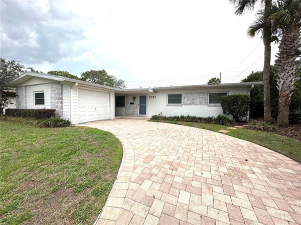 6721 PRECOURT DRIVE , ORLANDO, FL 32809