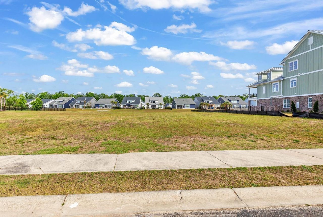 454 Harbour View Dr., Myrtle Beach, SC 29579 Main Photo