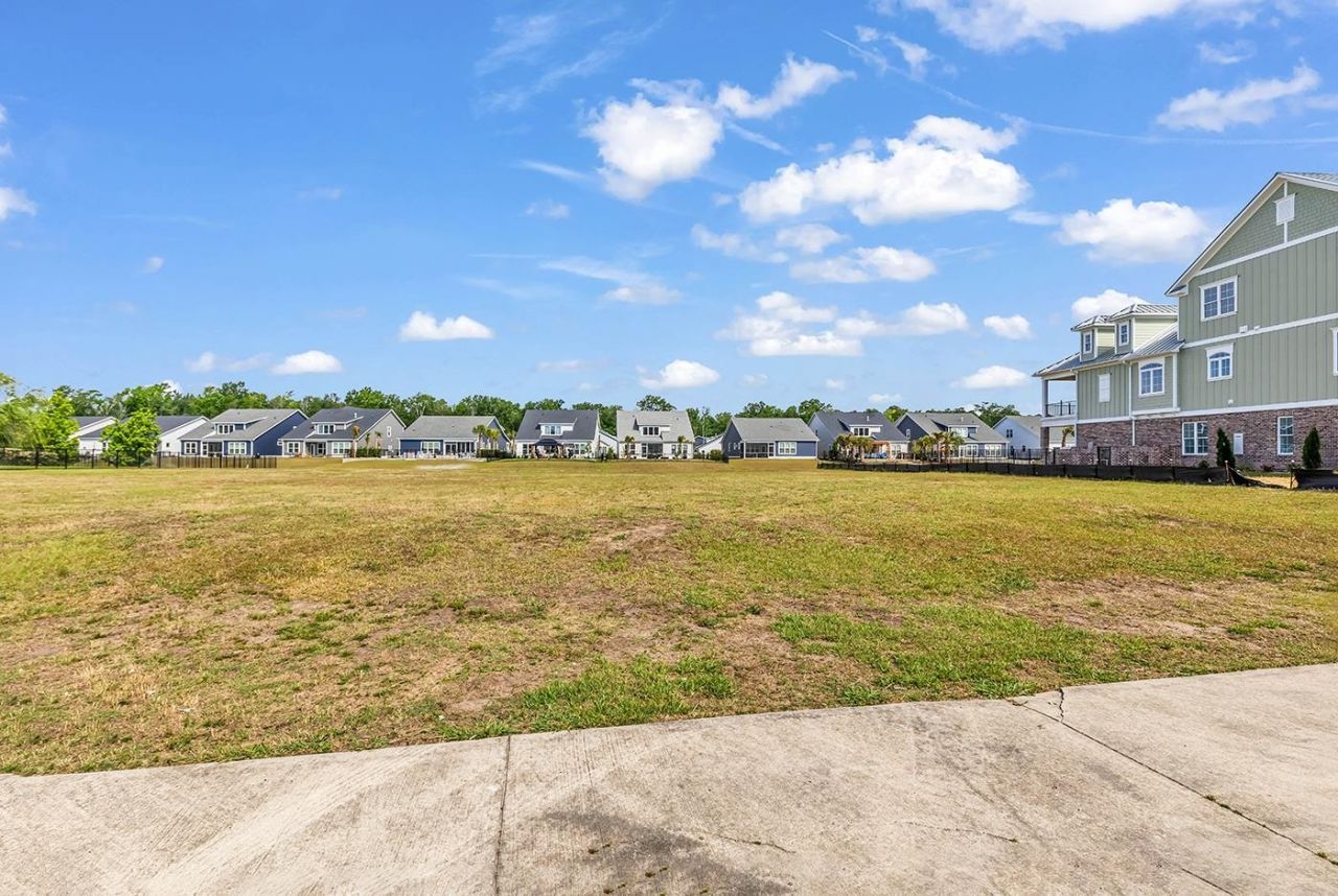 454 Harbour View Dr. Photo 6