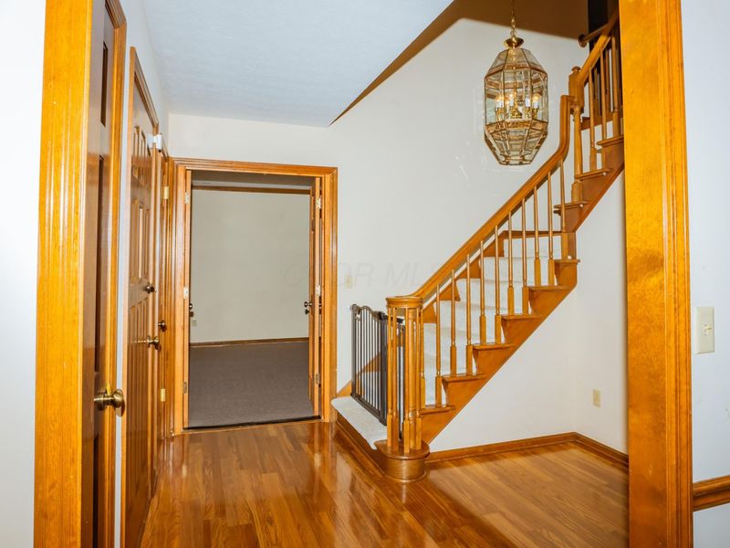 622 Brice Road , Reynoldsburg, OH 43068 Photo 6