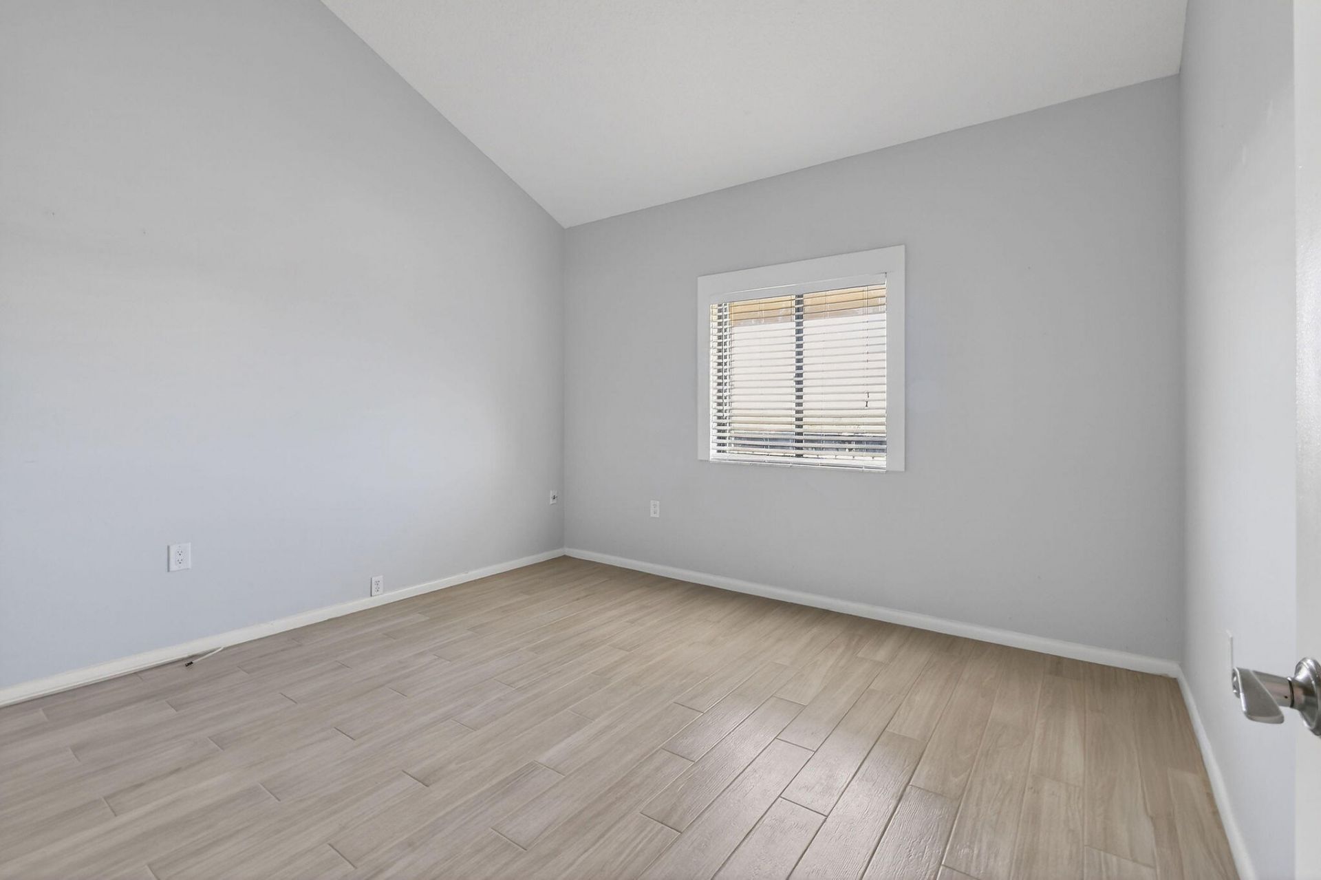 701 Seafarer Circle, Unit 504, Jupiter, FL 33477 Photo