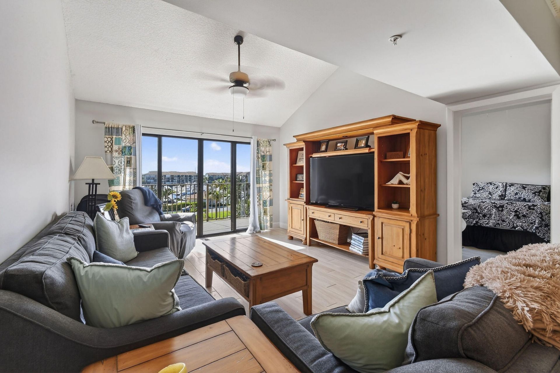 701 Seafarer Circle, Unit 504, Jupiter, FL 33477 Photo