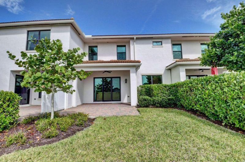 10222 Akenside Drive, Boca Raton, FL 33428 Photo
