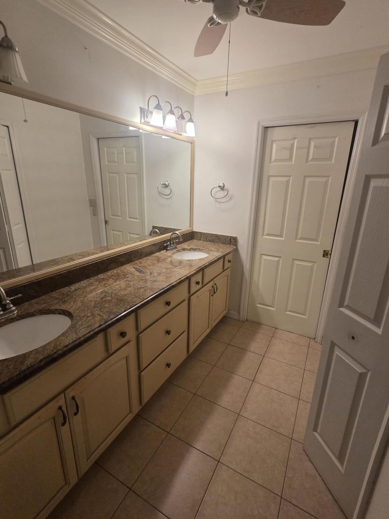 1459 Captains Walk Walk, Unit 31, Fort Pierce, FL 34950 Photo