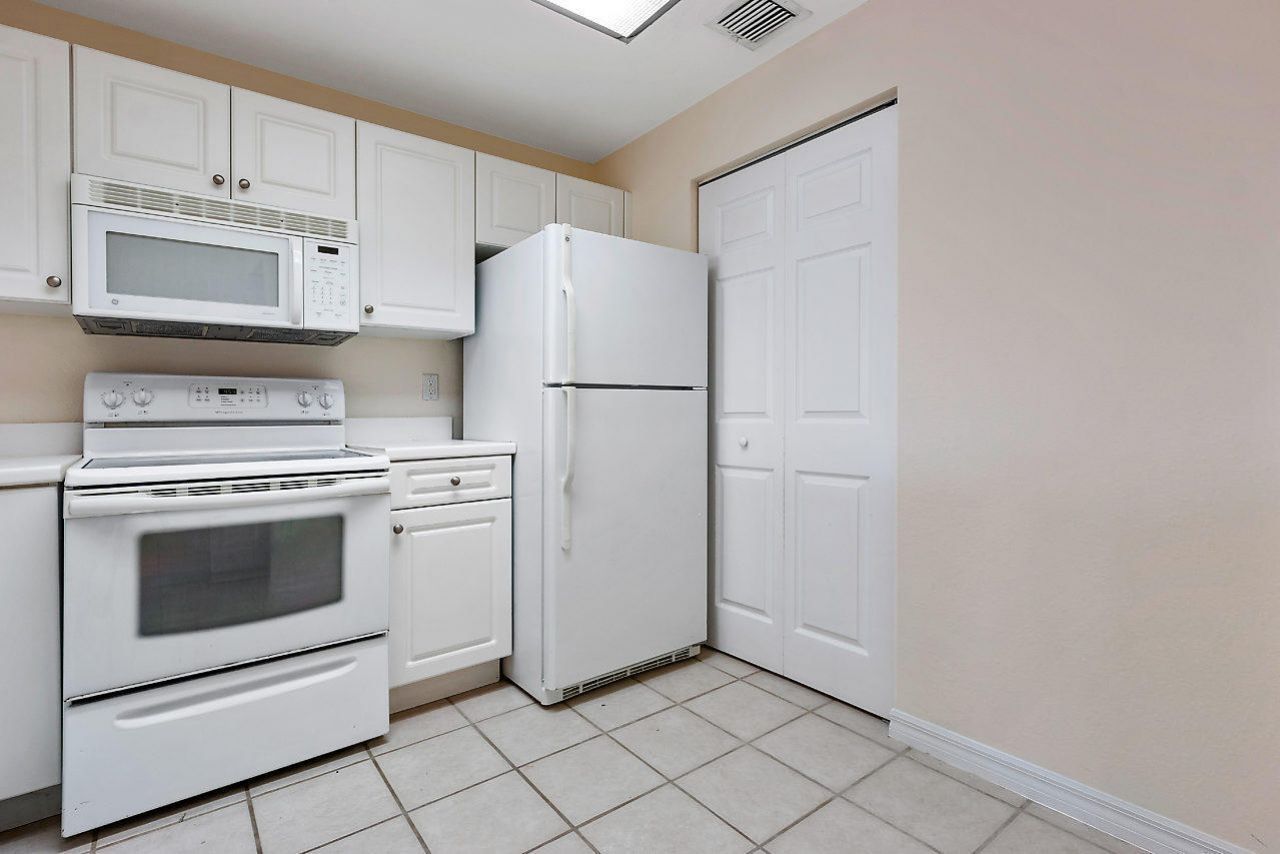 2917 Tuscany Court, Unit 116, Palm Beach Gardens, FL 33410 Photo