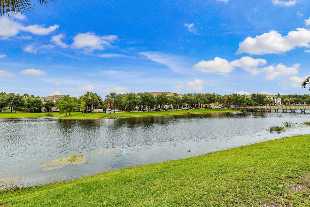 2917 Tuscany Court, Unit 116, Palm Beach Gardens, FL 33410 Photo