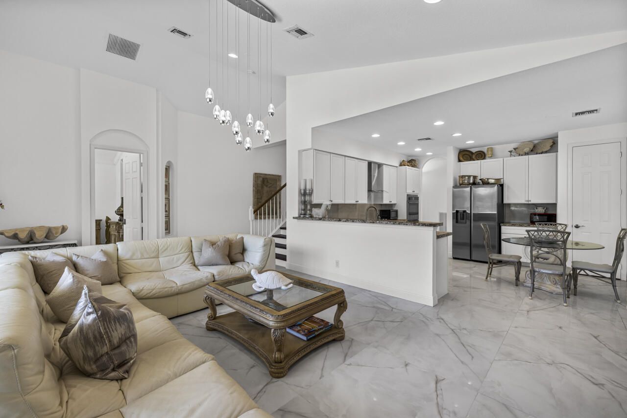 5040 SE Graham Drive, Stuart, FL 34997 Photo