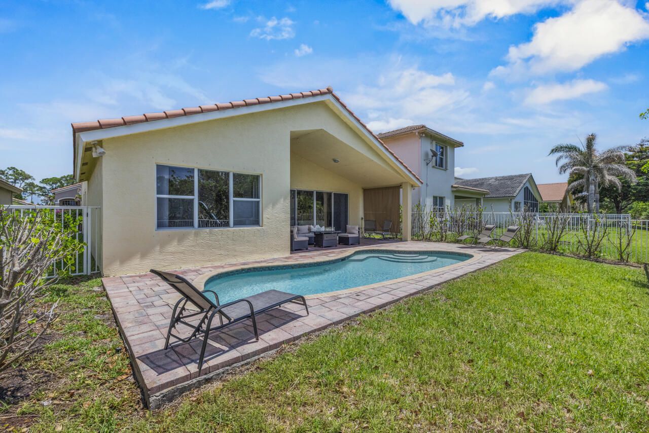 5040 SE Graham Drive, Stuart, FL 34997 Photo