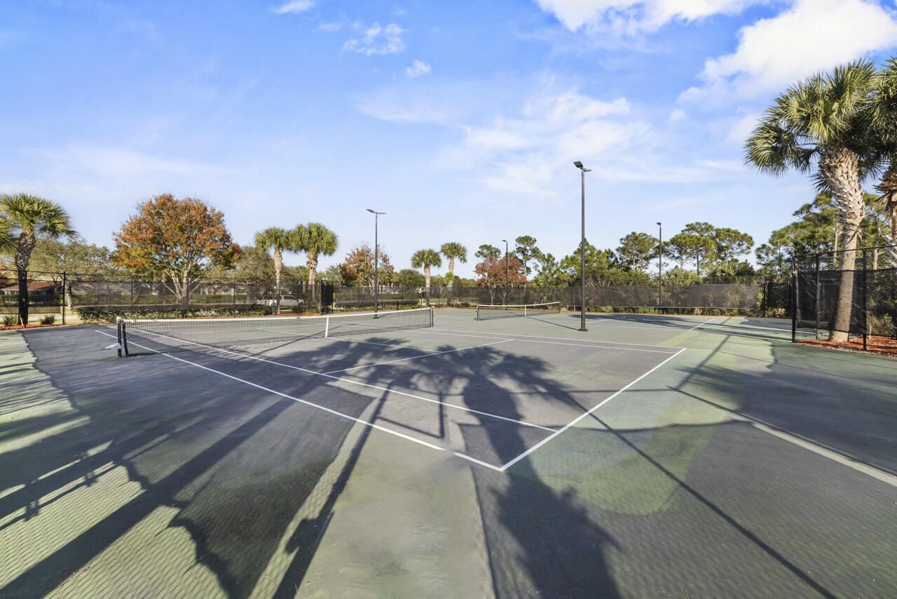 5040 SE Graham Drive, Stuart, FL 34997 Photo