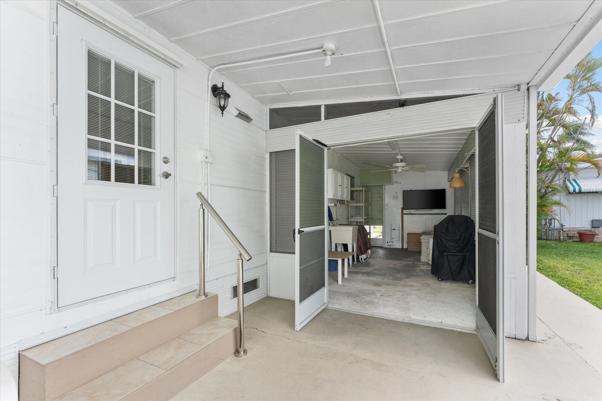 8630 SW 21st Court, Davie, FL 33324 Photo