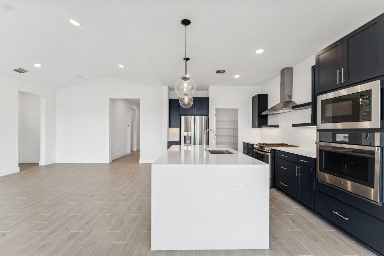 10128 NW Field Flower Trail, Port Saint Lucie, FL 34987 Photo