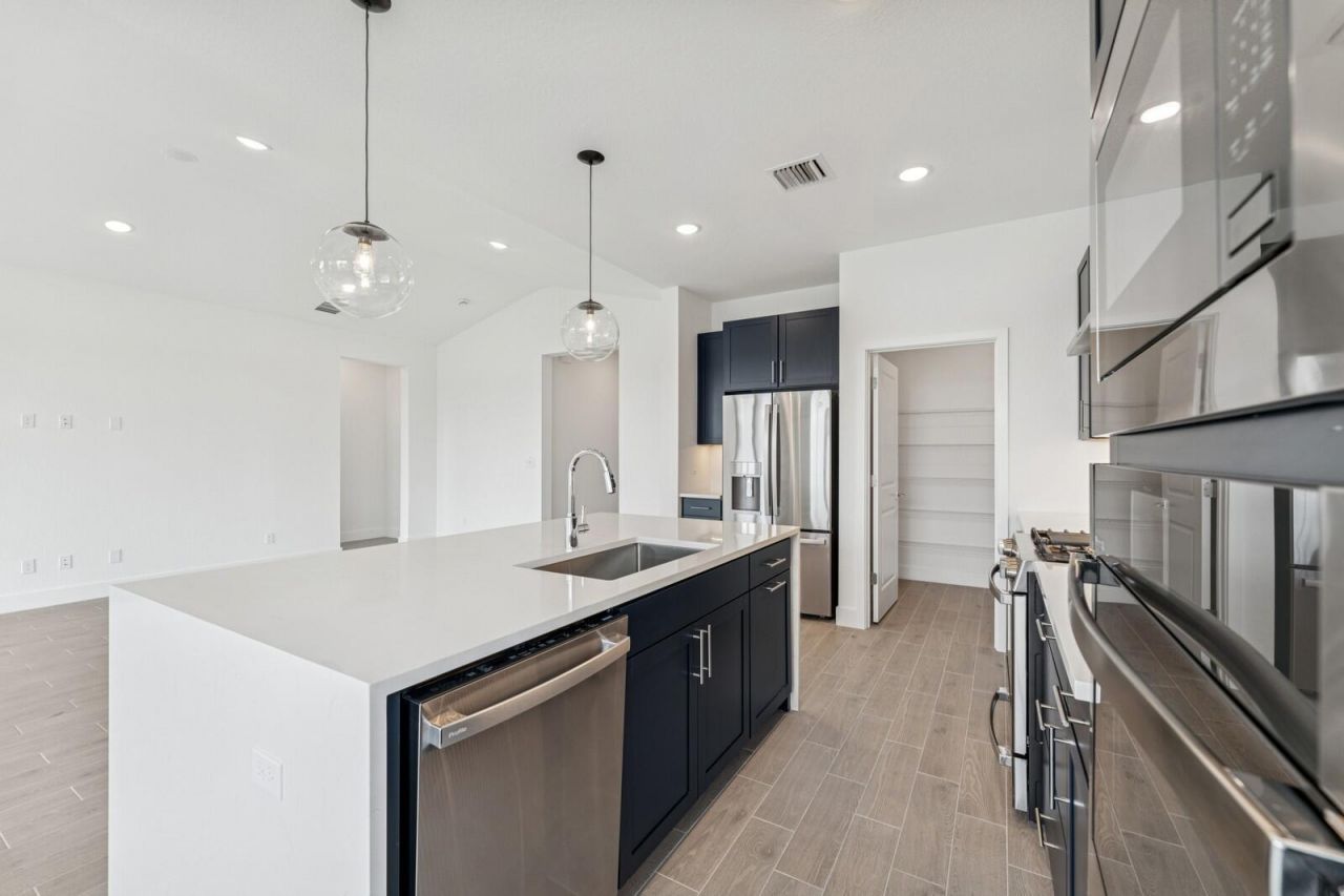 10128 NW Field Flower Trail, Port Saint Lucie, FL 34987 Photo