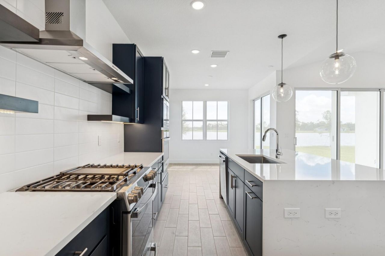 10128 NW Field Flower Trail, Port Saint Lucie, FL 34987 Photo