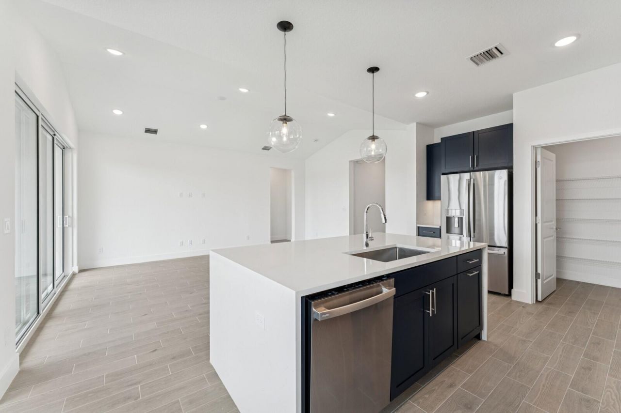10128 NW Field Flower Trail, Port Saint Lucie, FL 34987 Photo