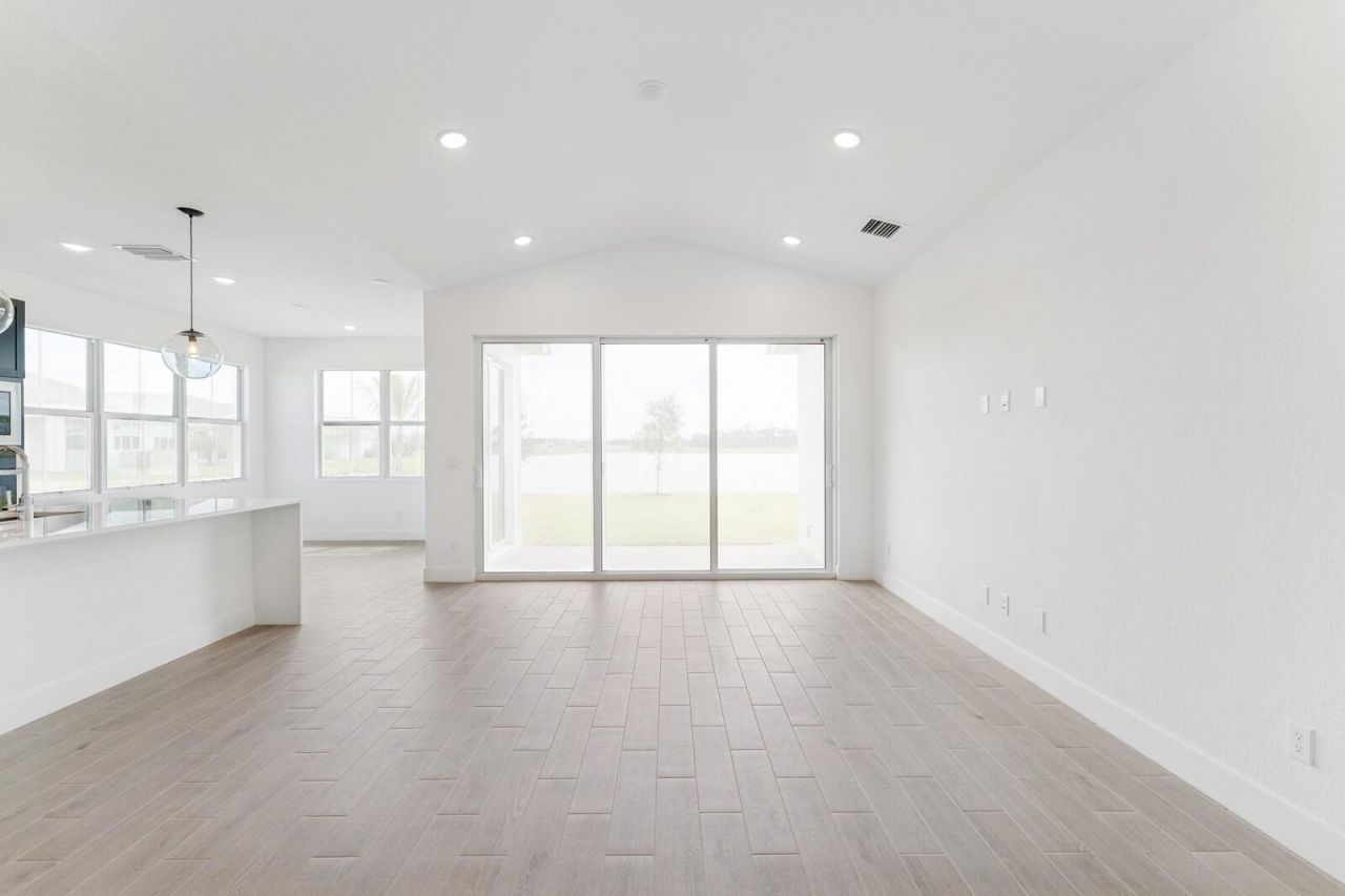 10128 NW Field Flower Trail, Port Saint Lucie, FL 34987 Photo