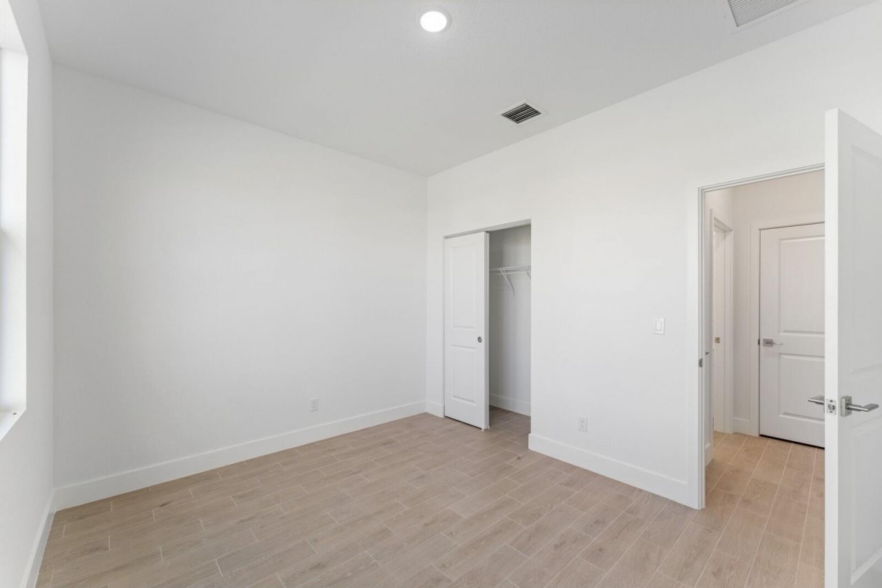 10128 NW Field Flower Trail, Port Saint Lucie, FL 34987 Photo