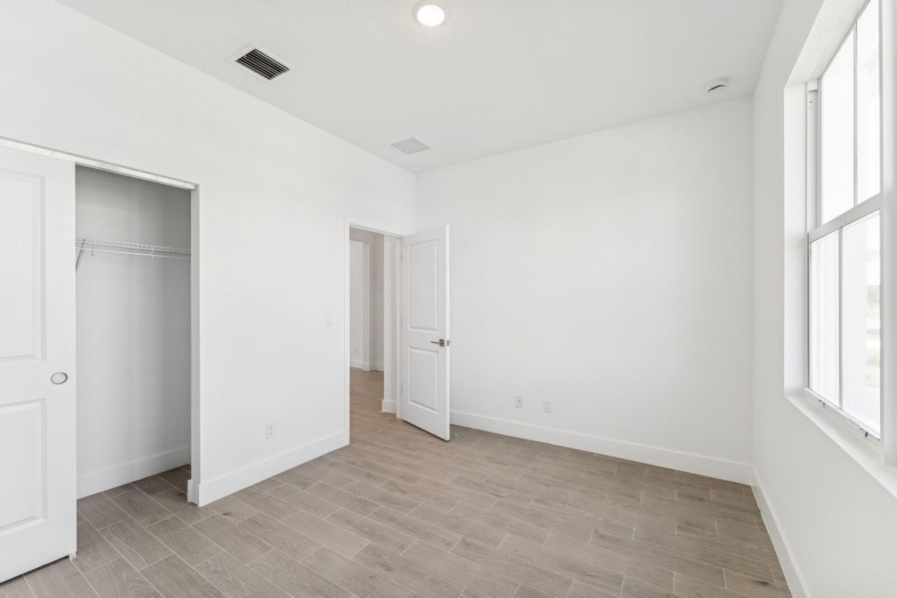 10128 NW Field Flower Trail, Port Saint Lucie, FL 34987 Photo