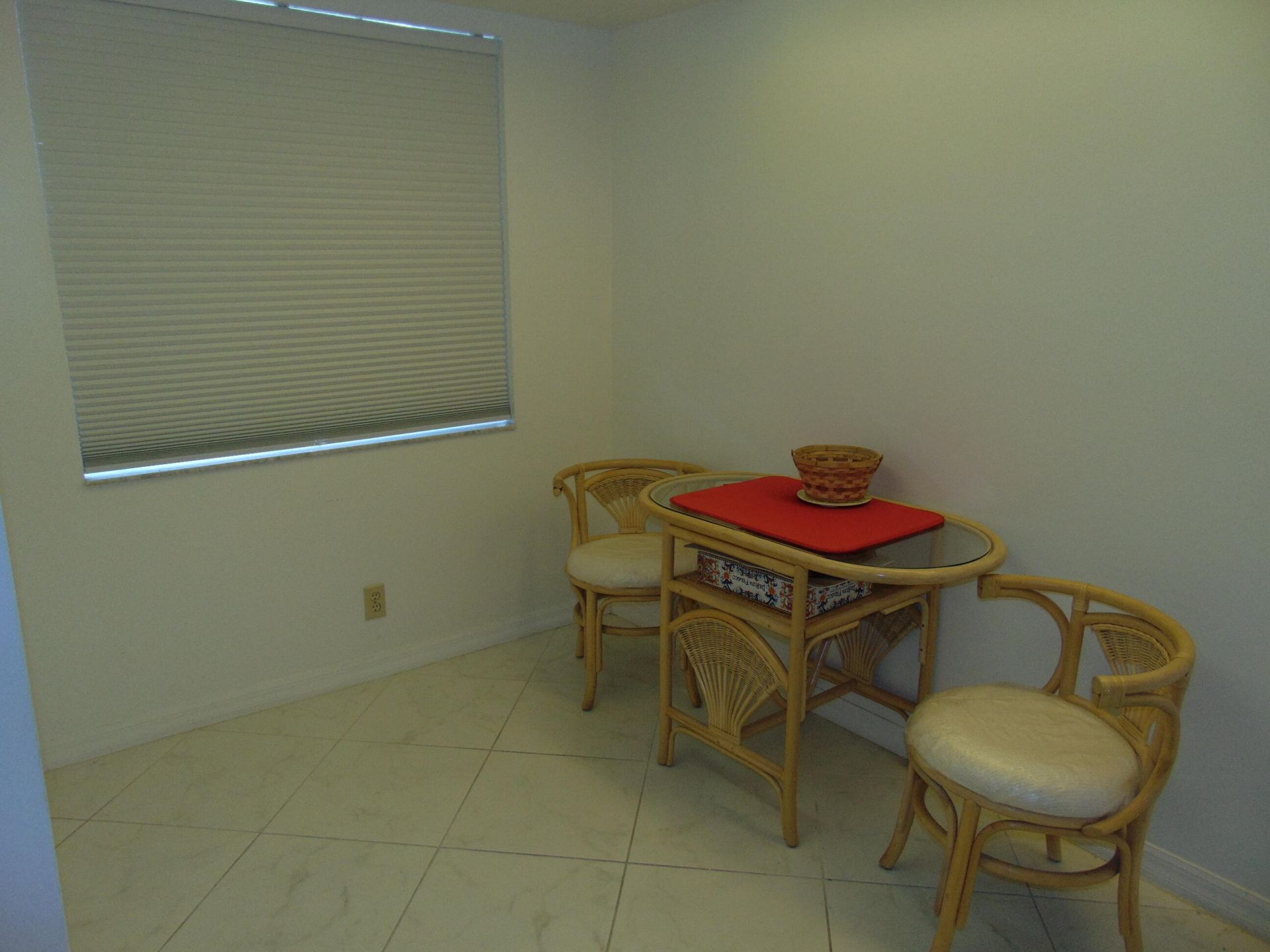 7640 NW 18th Street, Unit 401, Margate, FL 33063 Photo