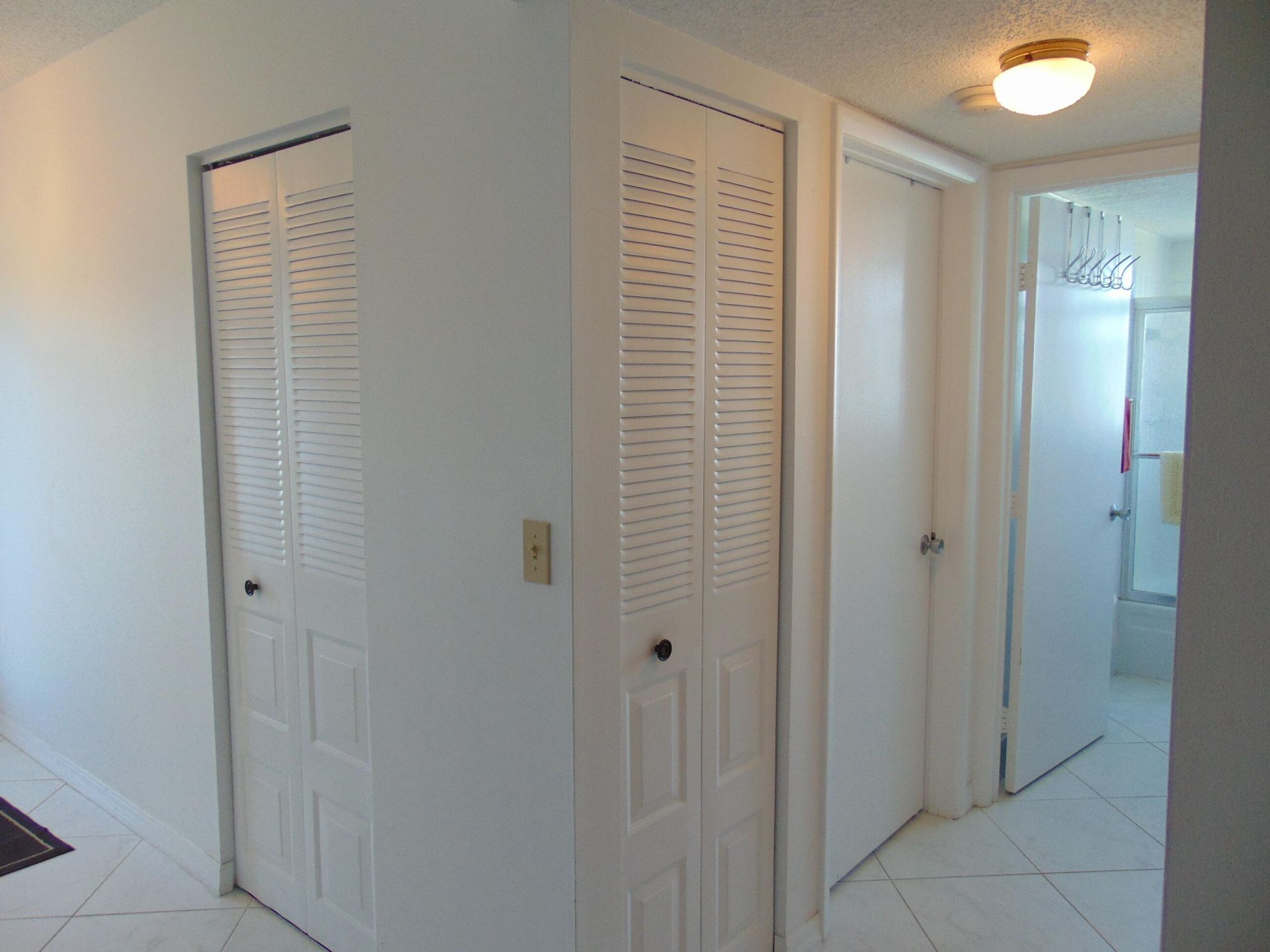 7640 NW 18th Street, Unit 401, Margate, FL 33063 Photo