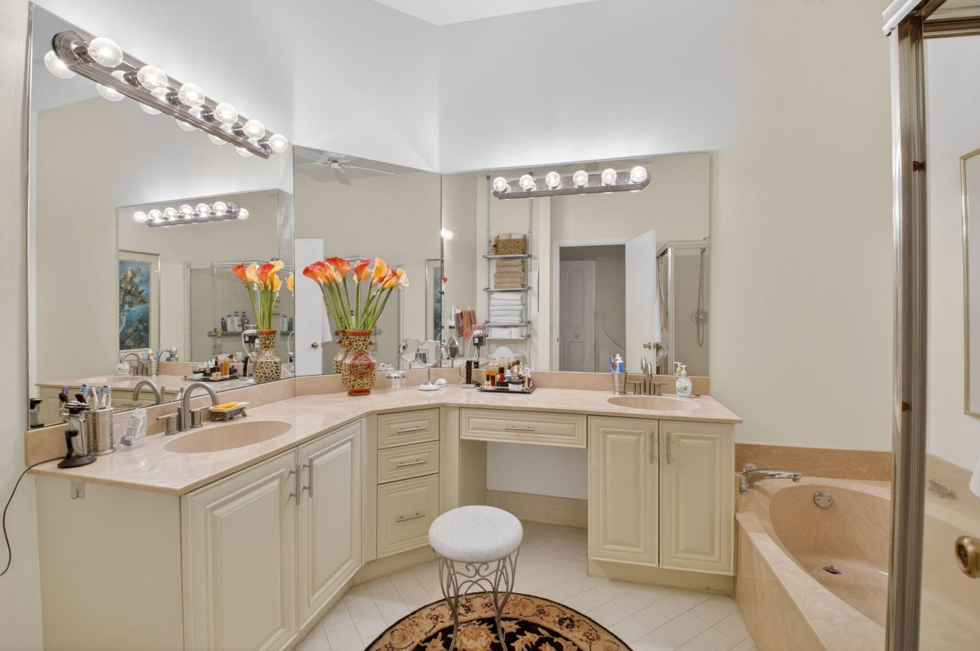 5235 Europa Drive, Unit Apt L, Boynton Beach, FL 33437 Photo