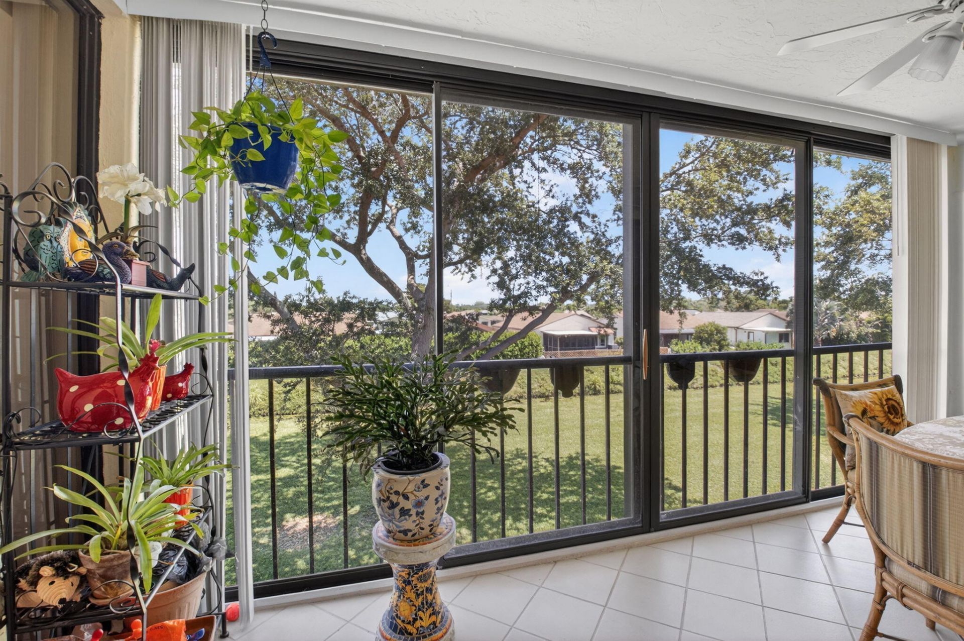 5235 Europa Drive, Unit Apt L, Boynton Beach, FL 33437 Photo