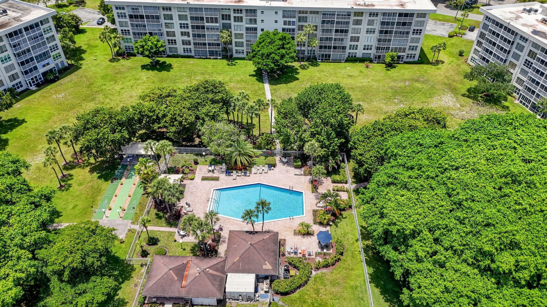 3000 S Course Drive, Unit 608, Pompano Beach, FL 33069 Photo
