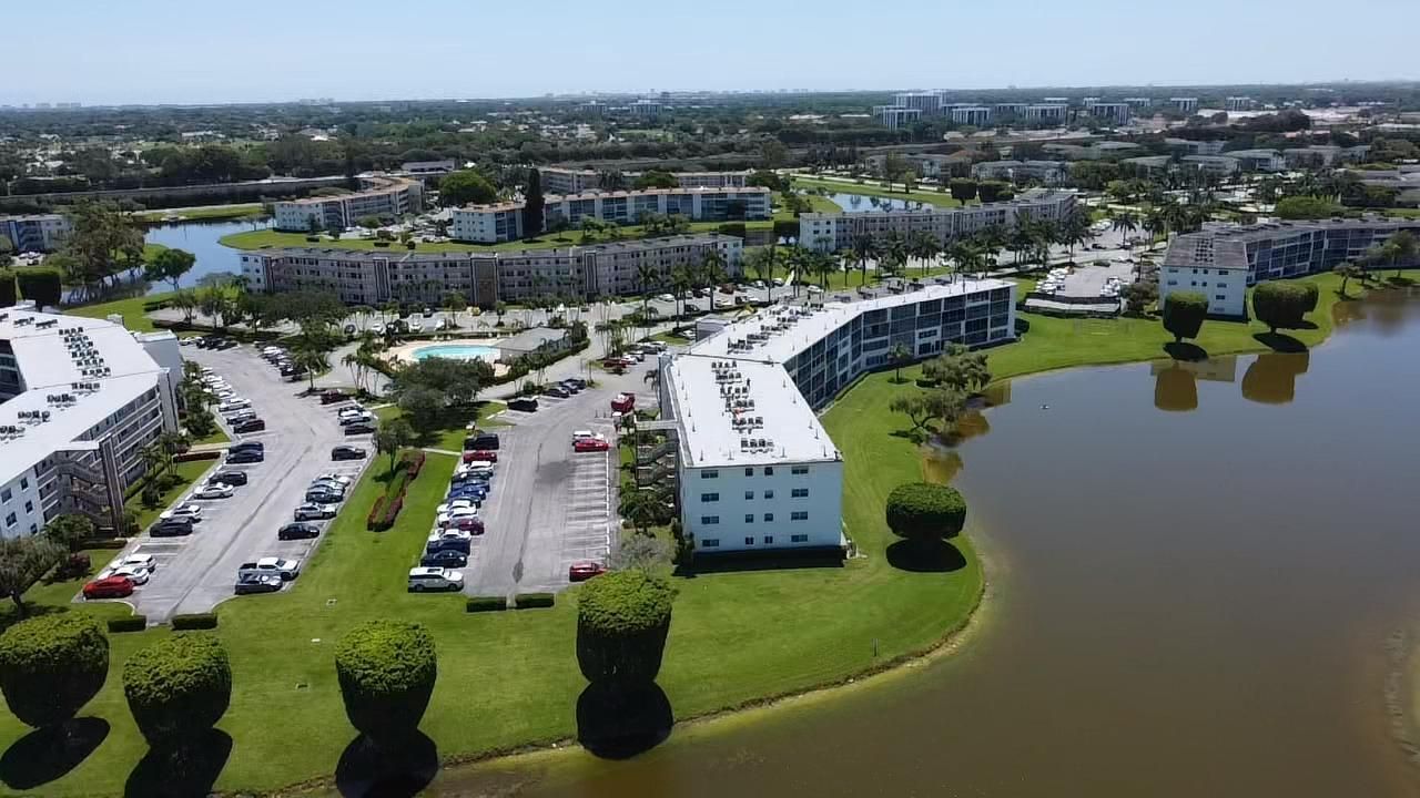 4056 Guildford D, Boca Raton, FL 33434 Photo