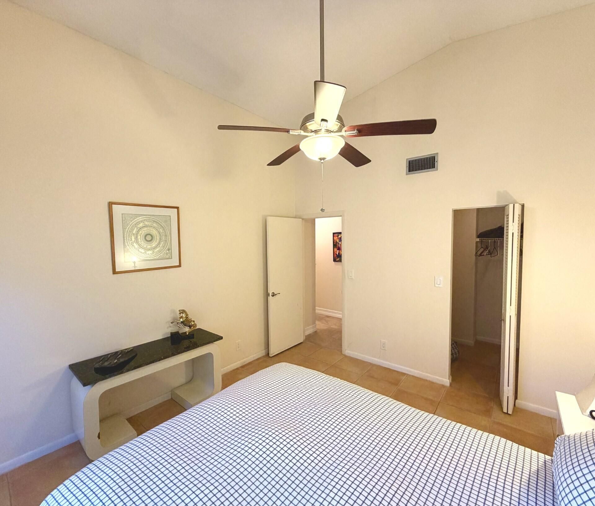 5055 Oakhill Lane, Unit 221, Delray Beach, FL 33484 Photo